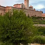 Locazione Turistica Santa Chiara *